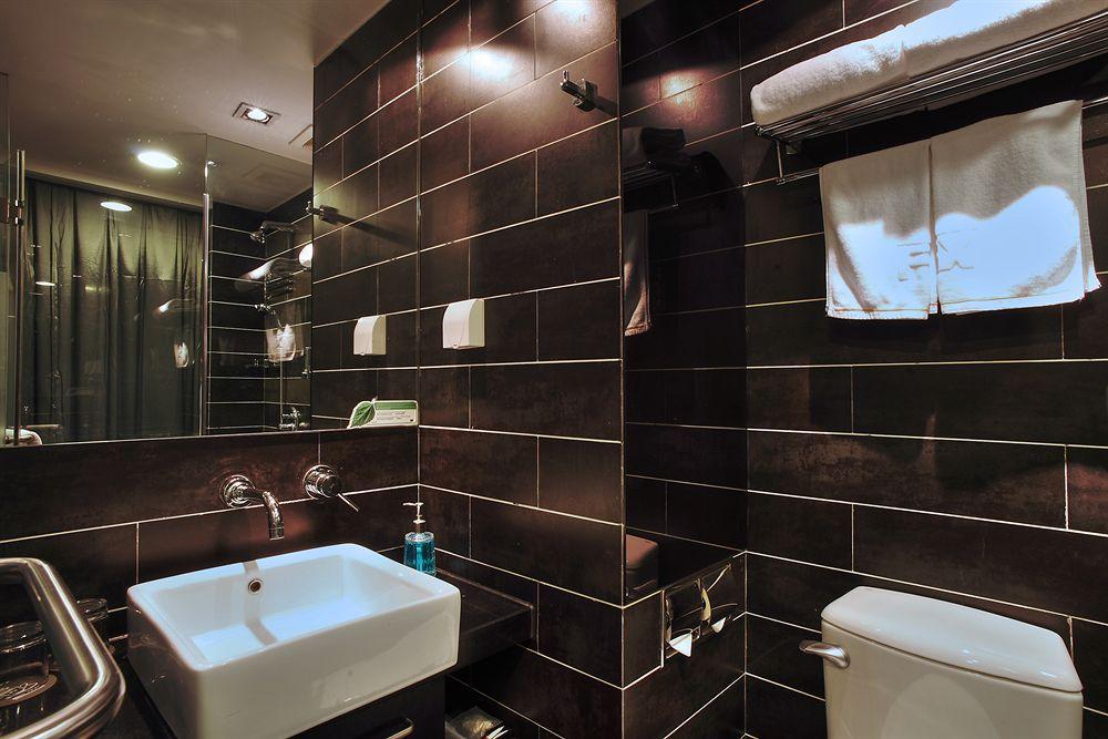 Fx Hotel Xujiahui - Shanghai Stadium Branch Exterior photo