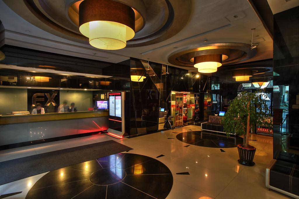 Fx Hotel Xujiahui - Shanghai Stadium Branch Exterior photo