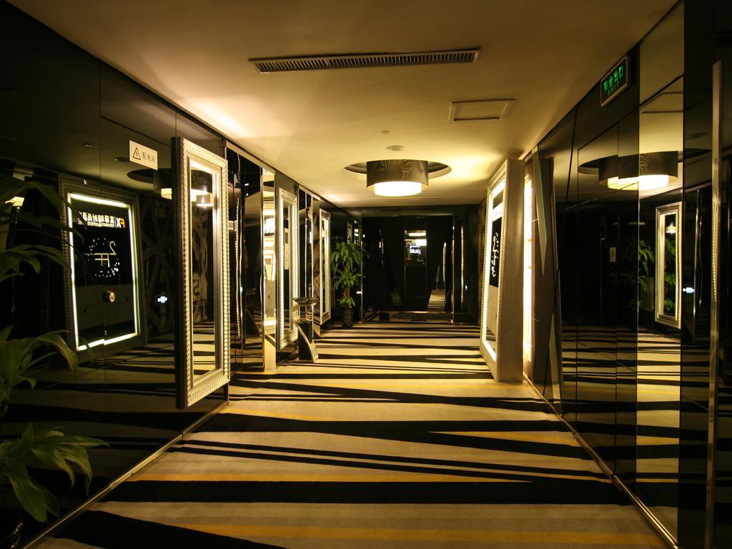 Fx Hotel Xujiahui - Shanghai Stadium Branch Exterior photo