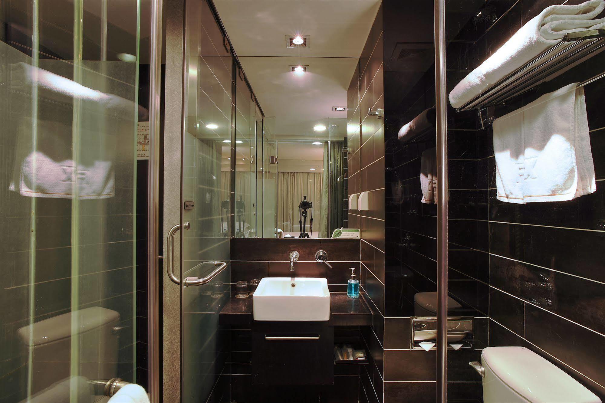 Fx Hotel Xujiahui - Shanghai Stadium Branch Exterior photo